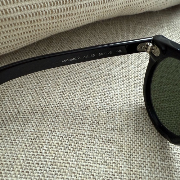 Illesteva sunglasses main image 5